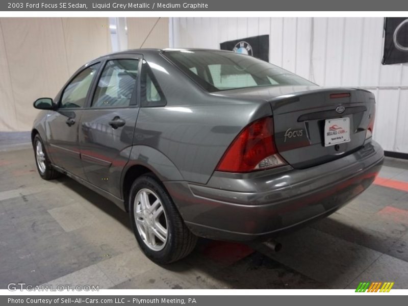 Liquid Grey Metallic / Medium Graphite 2003 Ford Focus SE Sedan