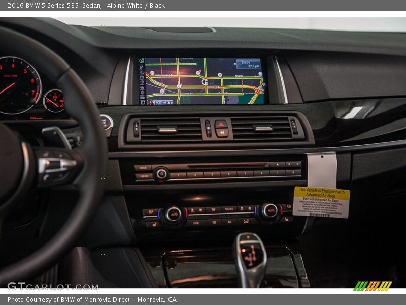 Alpine White / Black 2016 BMW 5 Series 535i Sedan