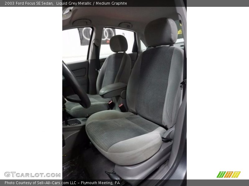 Liquid Grey Metallic / Medium Graphite 2003 Ford Focus SE Sedan