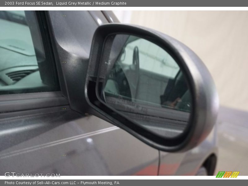 Liquid Grey Metallic / Medium Graphite 2003 Ford Focus SE Sedan