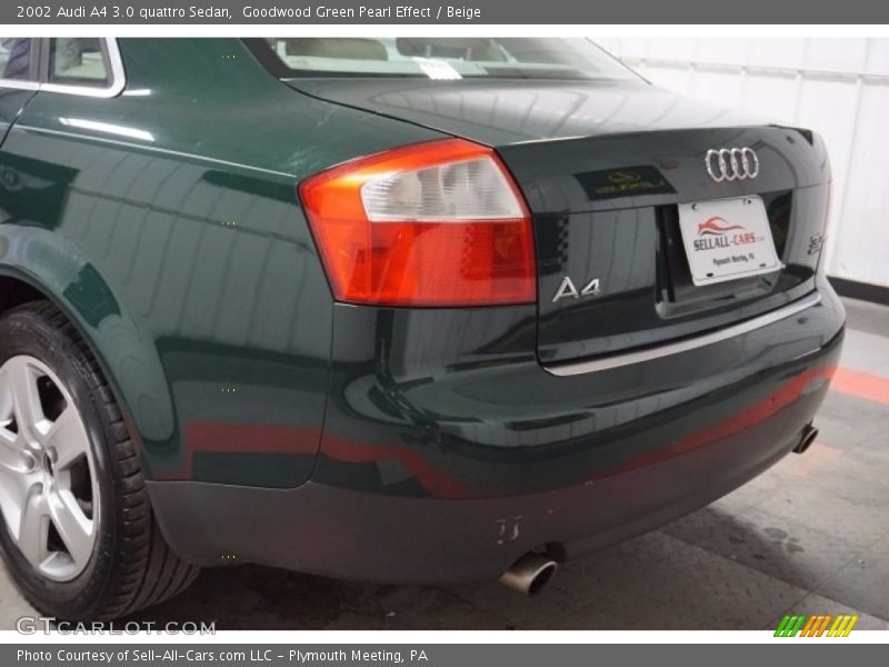 Goodwood Green Pearl Effect / Beige 2002 Audi A4 3.0 quattro Sedan