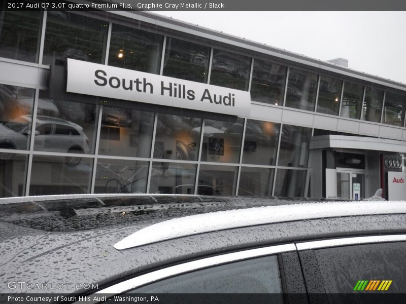 Graphite Gray Metallic / Black 2017 Audi Q7 3.0T quattro Premium Plus
