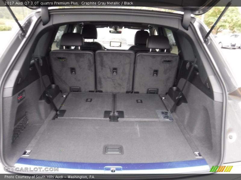 Graphite Gray Metallic / Black 2017 Audi Q7 3.0T quattro Premium Plus