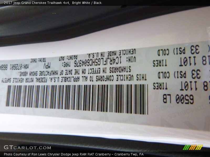 Bright White / Black 2017 Jeep Grand Cherokee Trailhawk 4x4