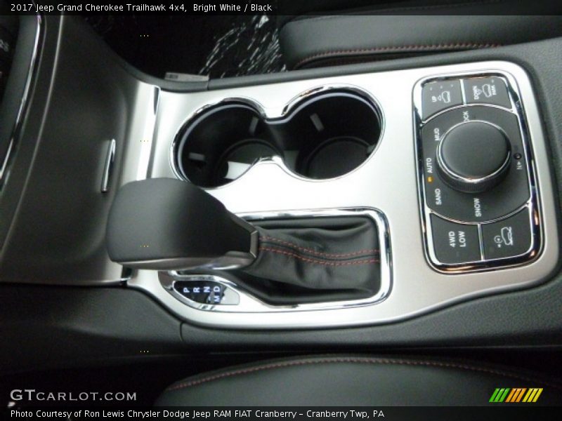  2017 Grand Cherokee Trailhawk 4x4 8 Speed Automatic Shifter