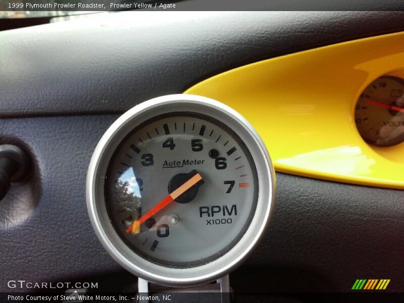 Prowler Yellow / Agate 1999 Plymouth Prowler Roadster