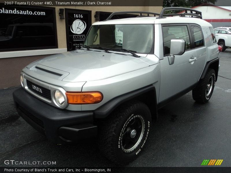 Titanium Metallic / Dark Charcoal 2007 Toyota FJ Cruiser 4WD