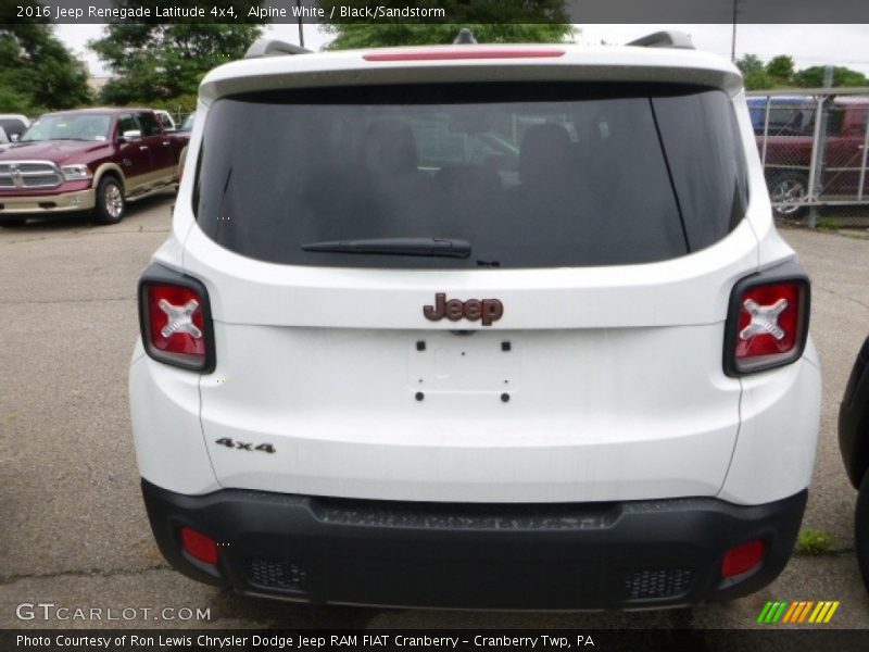 Alpine White / Black/Sandstorm 2016 Jeep Renegade Latitude 4x4