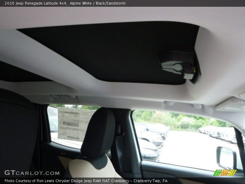 Alpine White / Black/Sandstorm 2016 Jeep Renegade Latitude 4x4