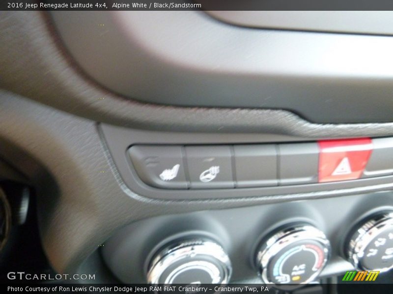 Alpine White / Black/Sandstorm 2016 Jeep Renegade Latitude 4x4