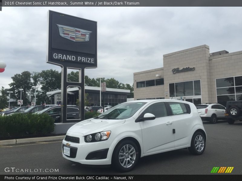 Summit White / Jet Black/Dark Titanium 2016 Chevrolet Sonic LT Hatchback