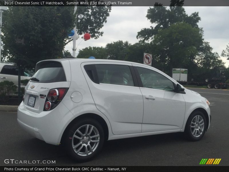 Summit White / Jet Black/Dark Titanium 2016 Chevrolet Sonic LT Hatchback