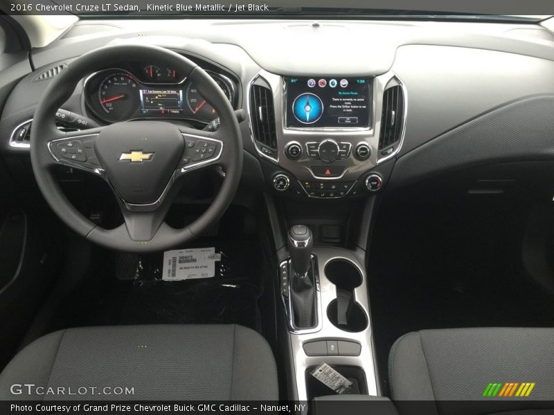 Kinetic Blue Metallic / Jet Black 2016 Chevrolet Cruze LT Sedan