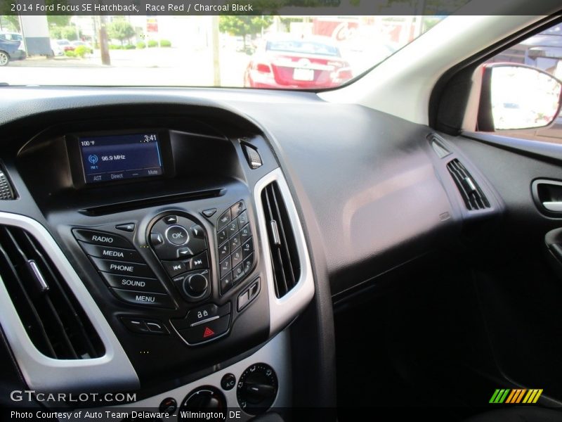 Race Red / Charcoal Black 2014 Ford Focus SE Hatchback