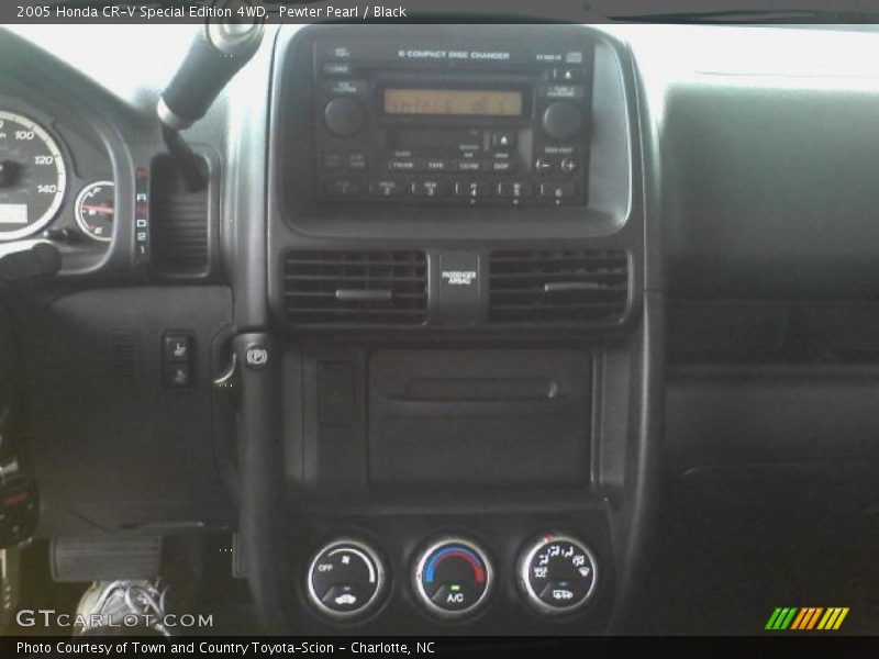 Pewter Pearl / Black 2005 Honda CR-V Special Edition 4WD