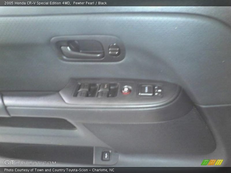 Pewter Pearl / Black 2005 Honda CR-V Special Edition 4WD