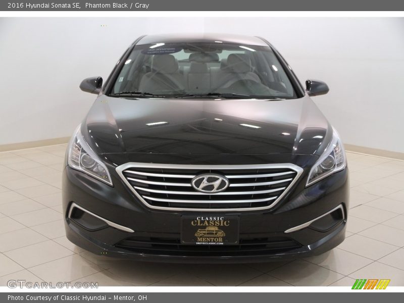 Phantom Black / Gray 2016 Hyundai Sonata SE