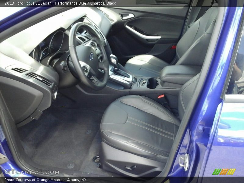 Performance Blue / Charcoal Black 2013 Ford Focus SE Sedan