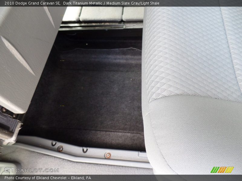 Dark Titanium Metallic / Medium Slate Gray/Light Shale 2010 Dodge Grand Caravan SE