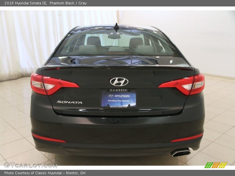 Phantom Black / Gray 2016 Hyundai Sonata SE