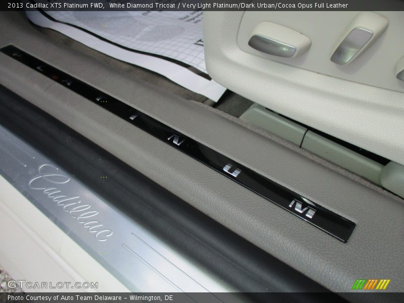 White Diamond Tricoat / Very Light Platinum/Dark Urban/Cocoa Opus Full Leather 2013 Cadillac XTS Platinum FWD
