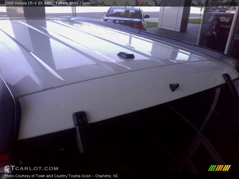 Taffeta White / Ivory 2005 Honda CR-V EX 4WD