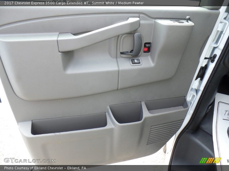 Summit White / Medium Pewter 2017 Chevrolet Express 3500 Cargo Extended WT