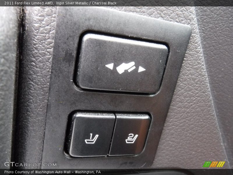 Ingot Silver Metallic / Charcoal Black 2011 Ford Flex Limited AWD