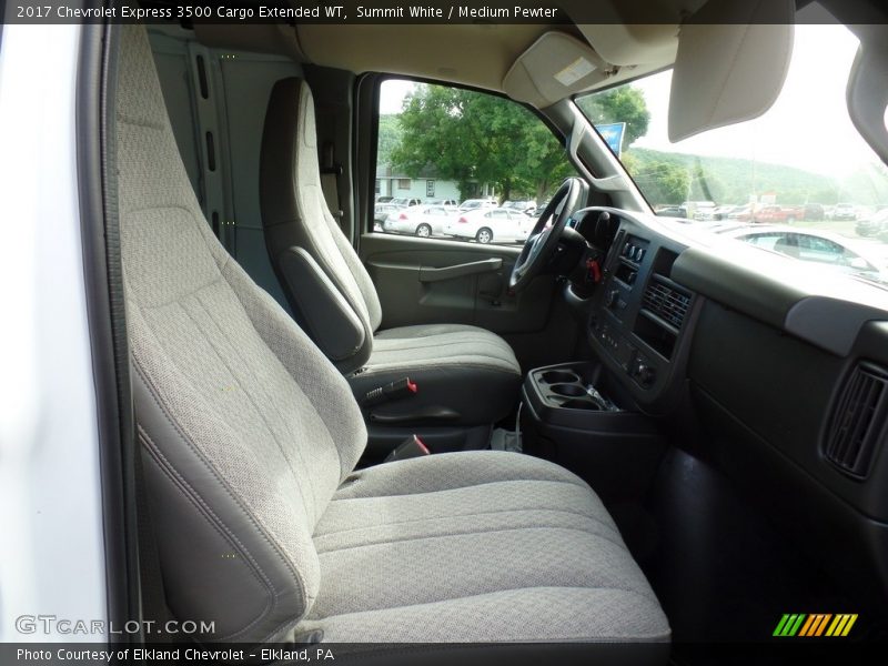 Summit White / Medium Pewter 2017 Chevrolet Express 3500 Cargo Extended WT