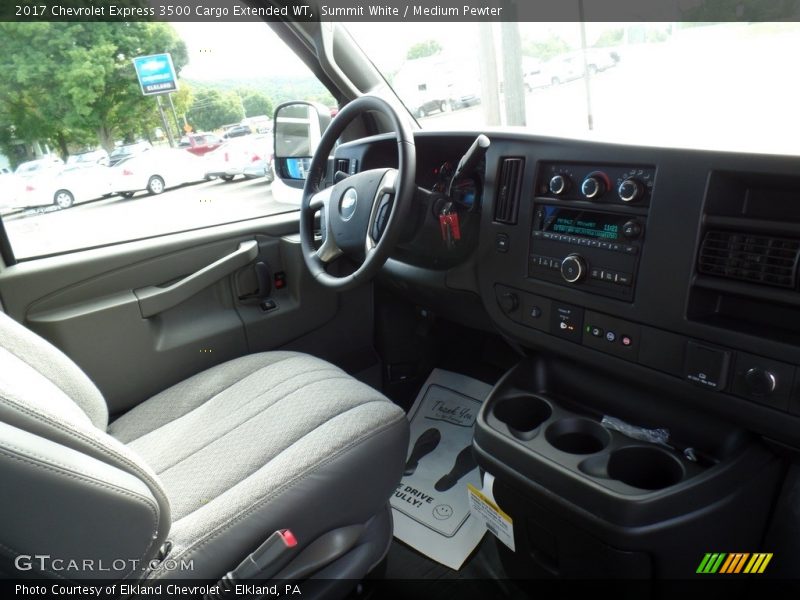 Summit White / Medium Pewter 2017 Chevrolet Express 3500 Cargo Extended WT