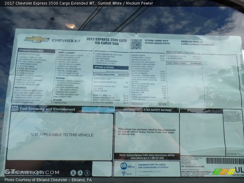 Summit White / Medium Pewter 2017 Chevrolet Express 3500 Cargo Extended WT