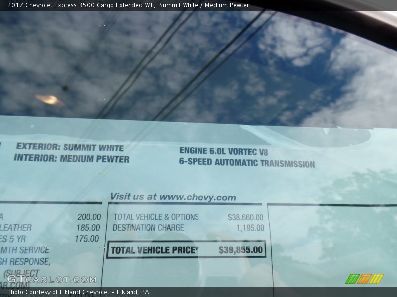 Summit White / Medium Pewter 2017 Chevrolet Express 3500 Cargo Extended WT