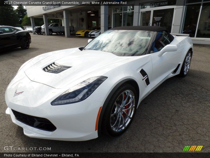 Arctic White / Adrenaline Red 2017 Chevrolet Corvette Grand Sport Convertible
