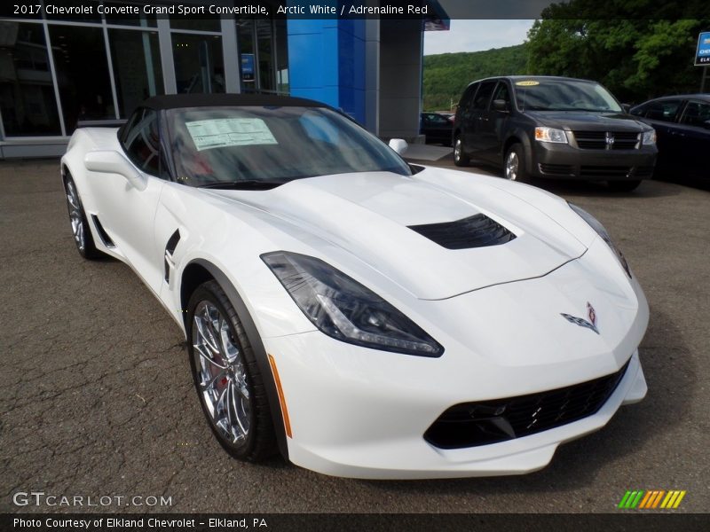 Arctic White / Adrenaline Red 2017 Chevrolet Corvette Grand Sport Convertible