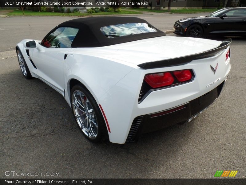 Arctic White / Adrenaline Red 2017 Chevrolet Corvette Grand Sport Convertible