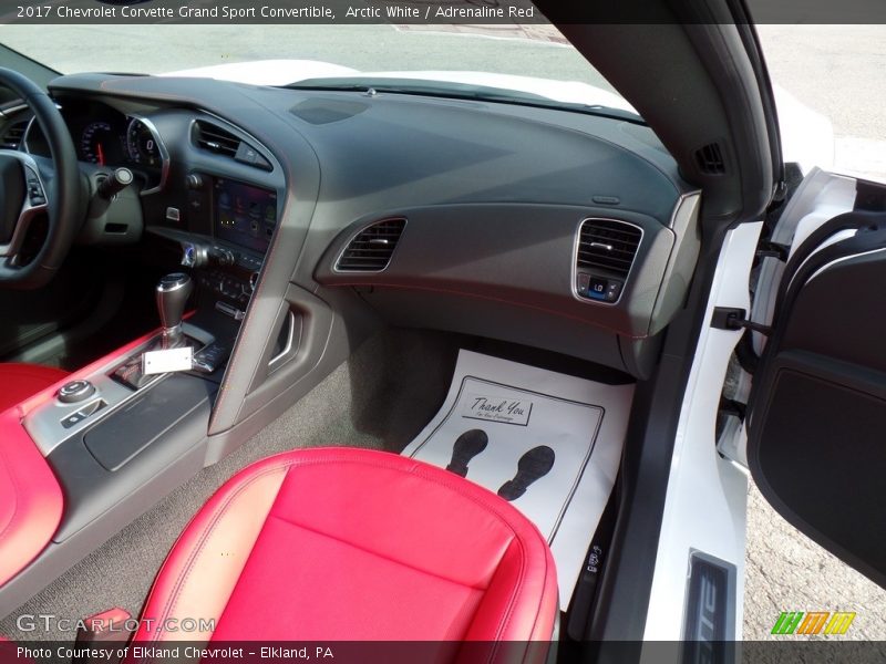 Arctic White / Adrenaline Red 2017 Chevrolet Corvette Grand Sport Convertible