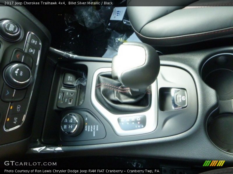 2017 Cherokee Trailhawk 4x4 9 Speed Automatic Shifter