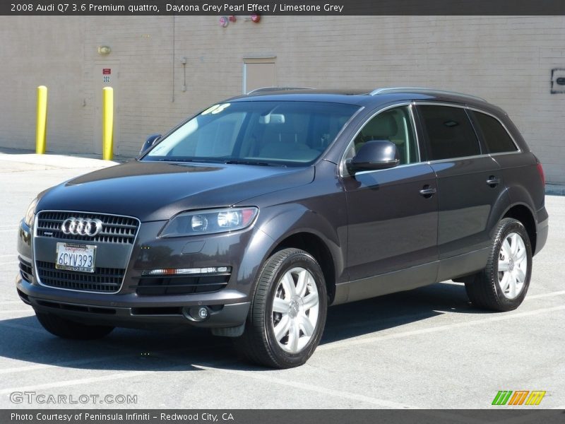 Front 3/4 View of 2008 Q7 3.6 Premium quattro