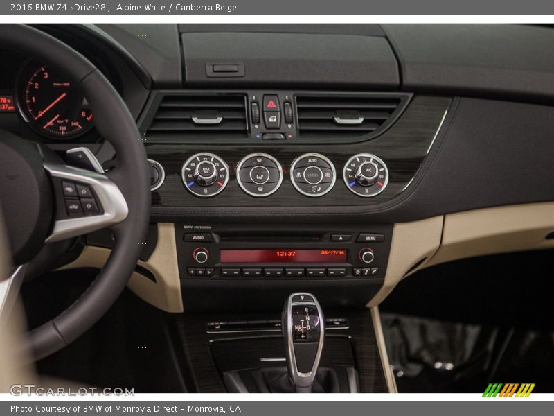 Alpine White / Canberra Beige 2016 BMW Z4 sDrive28i