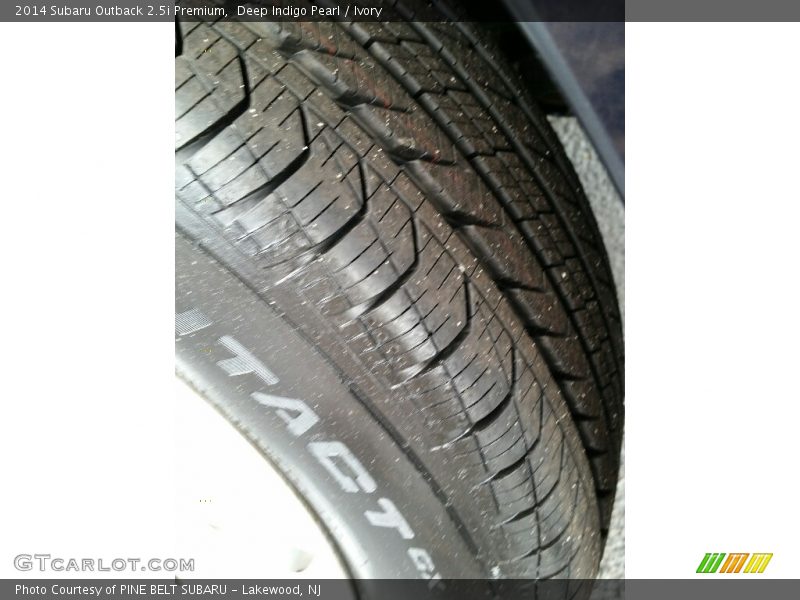 Deep Indigo Pearl / Ivory 2014 Subaru Outback 2.5i Premium