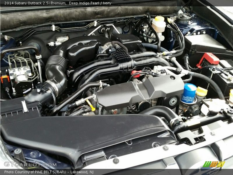 Deep Indigo Pearl / Ivory 2014 Subaru Outback 2.5i Premium