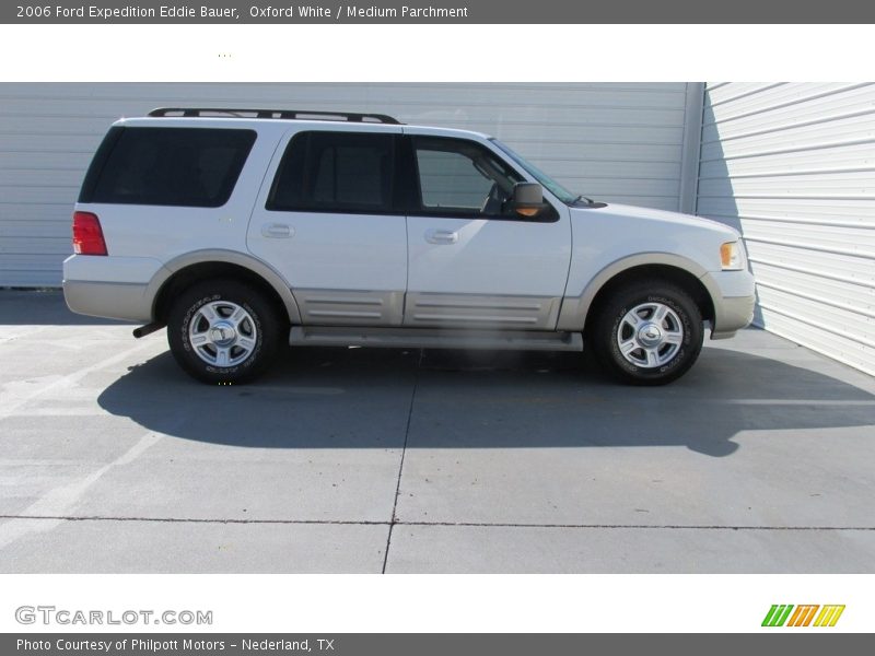 Oxford White / Medium Parchment 2006 Ford Expedition Eddie Bauer