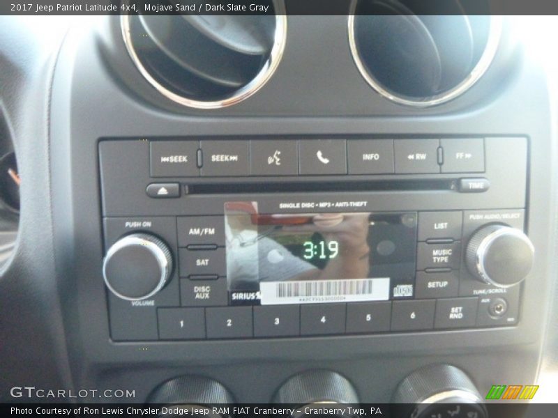 Mojave Sand / Dark Slate Gray 2017 Jeep Patriot Latitude 4x4