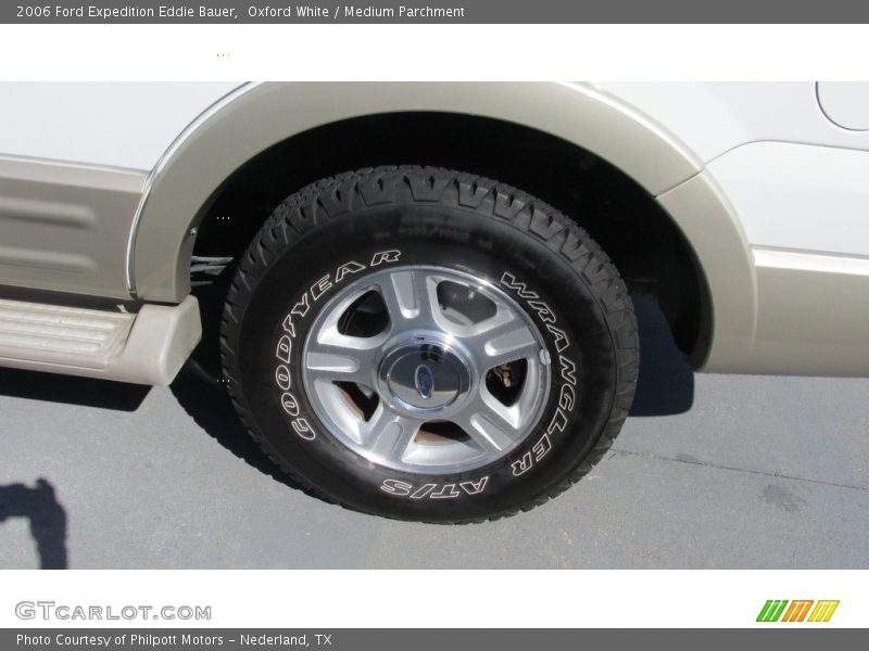 Oxford White / Medium Parchment 2006 Ford Expedition Eddie Bauer