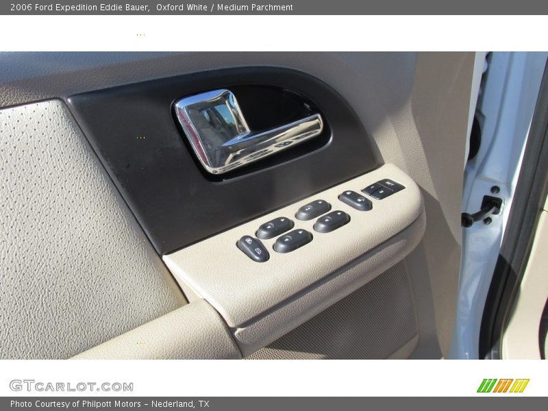 Oxford White / Medium Parchment 2006 Ford Expedition Eddie Bauer
