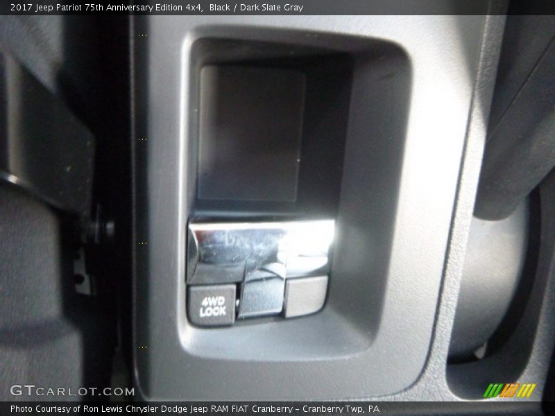 Black / Dark Slate Gray 2017 Jeep Patriot 75th Anniversary Edition 4x4