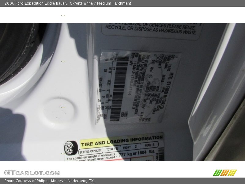 Oxford White / Medium Parchment 2006 Ford Expedition Eddie Bauer