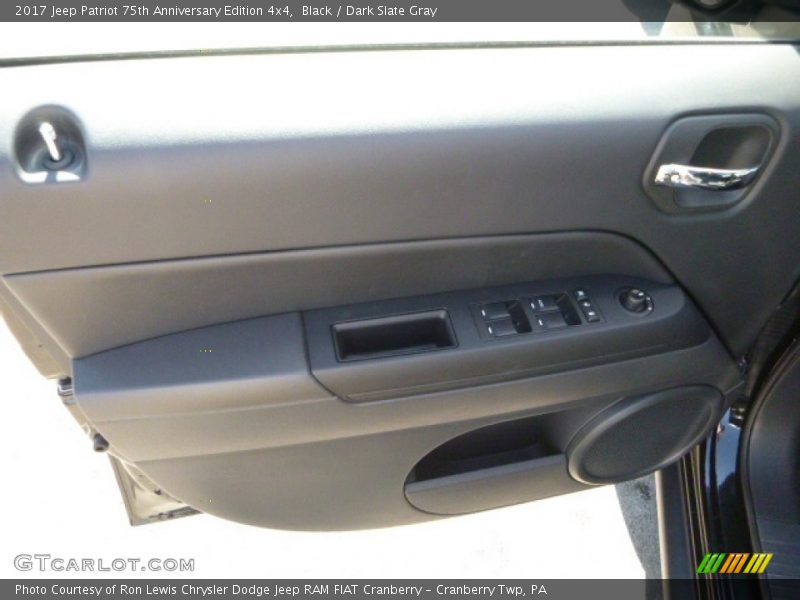 Black / Dark Slate Gray 2017 Jeep Patriot 75th Anniversary Edition 4x4