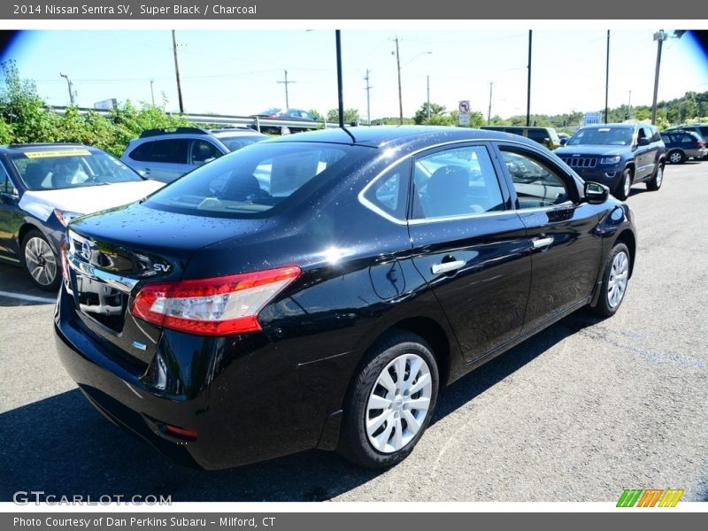 Super Black / Charcoal 2014 Nissan Sentra SV