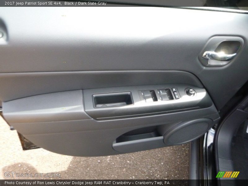 Black / Dark Slate Gray 2017 Jeep Patriot Sport SE 4x4